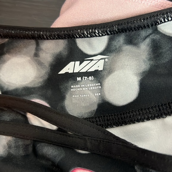 AVIA - Picture 6 of 11